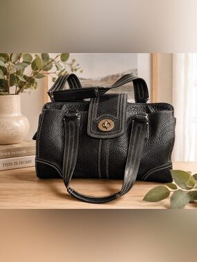 Coach Black Pebbled Leather Hampton Satchel bag with silver Turn-Lock F13961